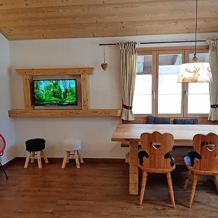 Guggerzyt Apartman *